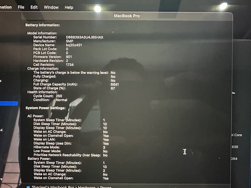 MacBook Pro 2018 15 Inch i7 16/256GB 10/10 Condition 1