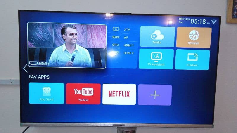 SAMSUNG 43" Smart LED, Almost new, for sale 2