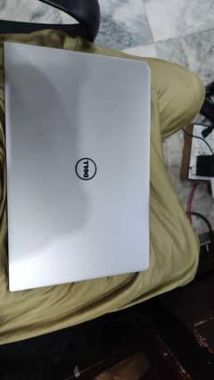 Dell XPS 13 (9350)