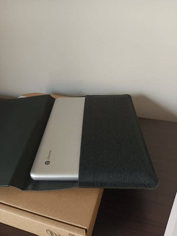 US IMPORTED SAMSUNG CHROMEBOOK PLUS 8