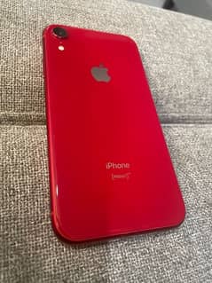 iPhone XR 10/10 Condition with Box PTA Approved