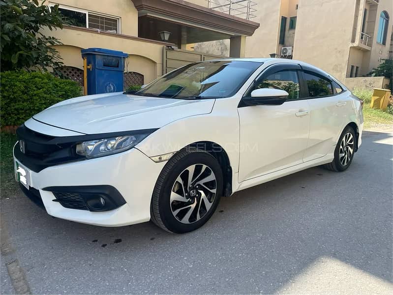 Honda Civic Oriel 2017 1.8 i-VTEC CVT 12