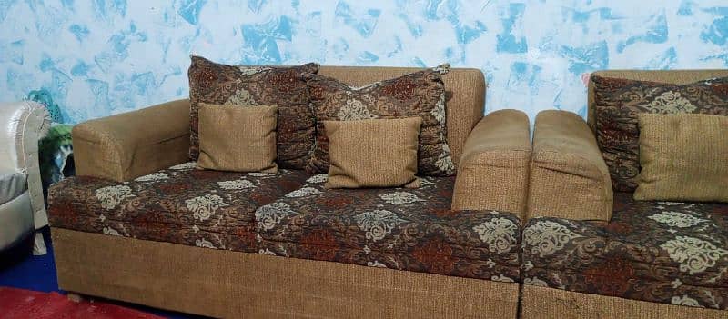 Branded Sofa Set 2