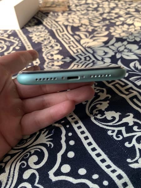 iphone 11 64GB Non PTA 3