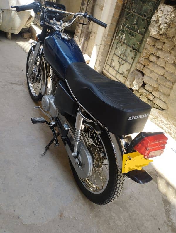 Honda 125/2023  for urgent sale. dobule saman 6