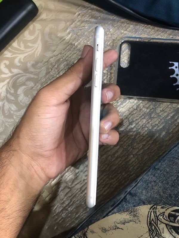 I phone 8 plus 4