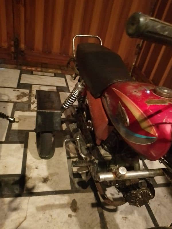 urgent sale 3 wheels motorcycle for special person and also for female 1