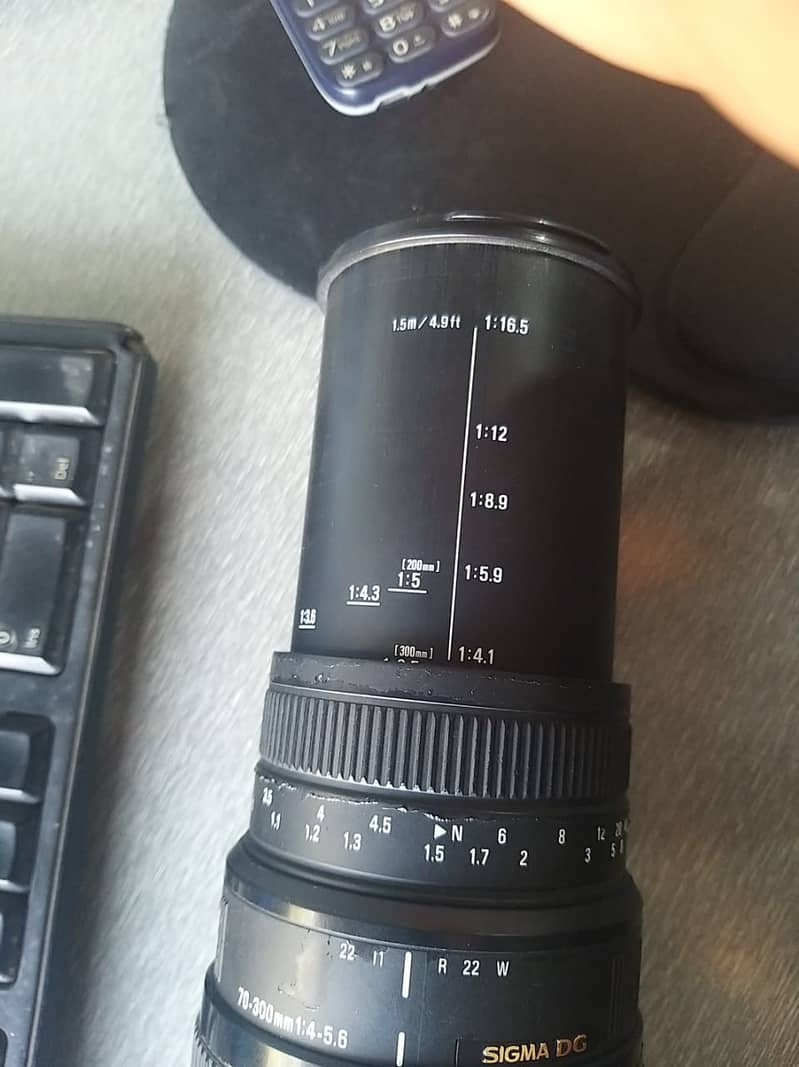 DSLR D3100 75 300mm lense 2