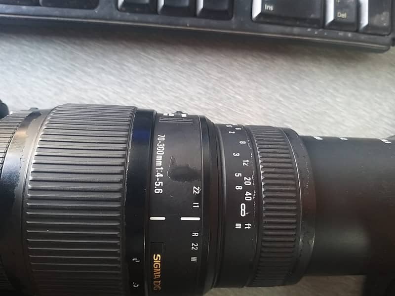 DSLR D3100 75 300mm lense 4