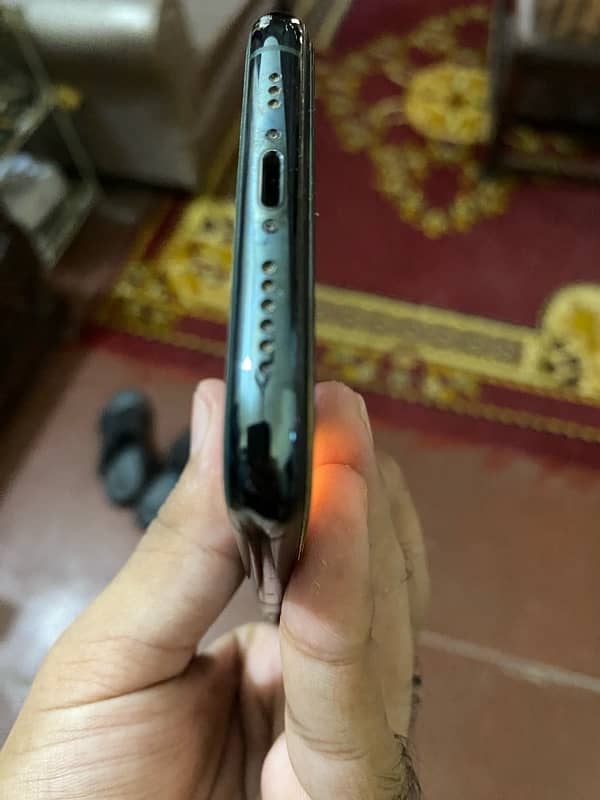 Iphone 11 pro 64 gb PTA Approved factory unlocked best condition 10