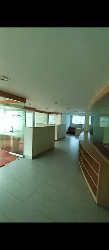 PECHS-6 Sharah-e-Qaideen 19000 sqft office on Rent 3