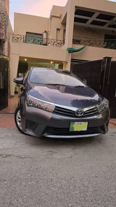 Toyota Corolla GLI 2017 ( Home use car in good condition )