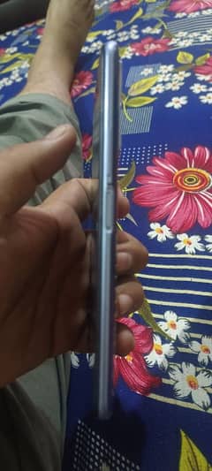 urgent sale vivo y51s used 0