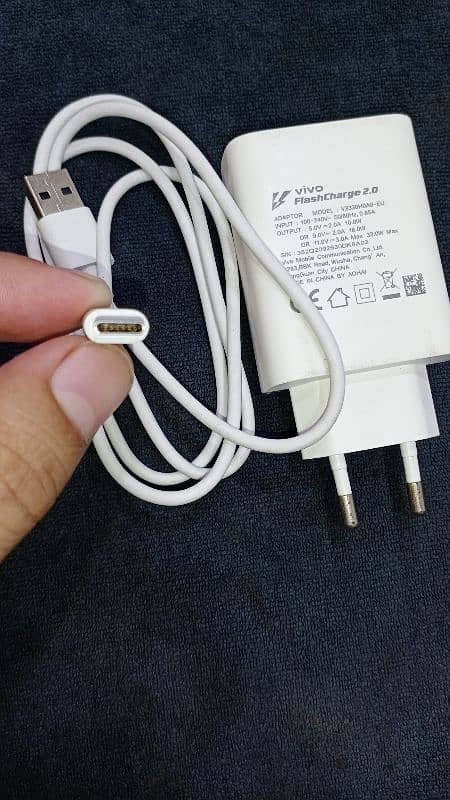 Vivo 33 Watt Flash Original Charger 2