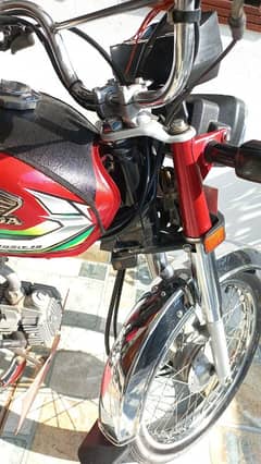 HONDA CD 70 BIKE 2022/23 model New condition