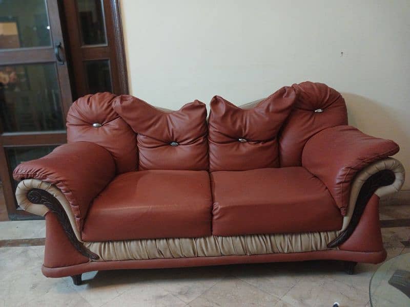 leather sofa 3+2+1. condition 9/10 1