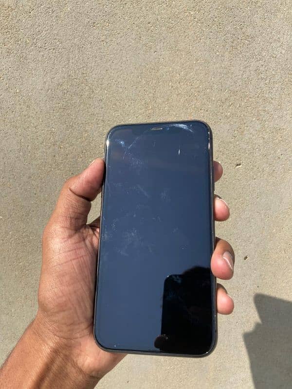 IPhone 11 64Gb NonPta Non active JV 2/3 Months Sim will Work 85%health 1