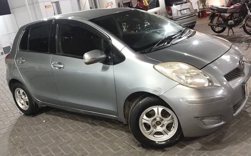 Toyota Vitz 2008 3