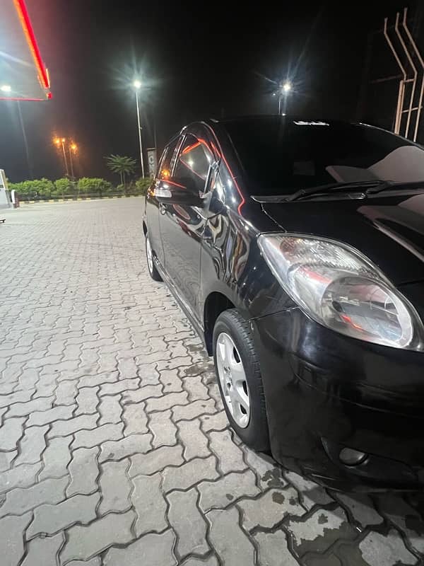 Toyota Vitz 2008 3