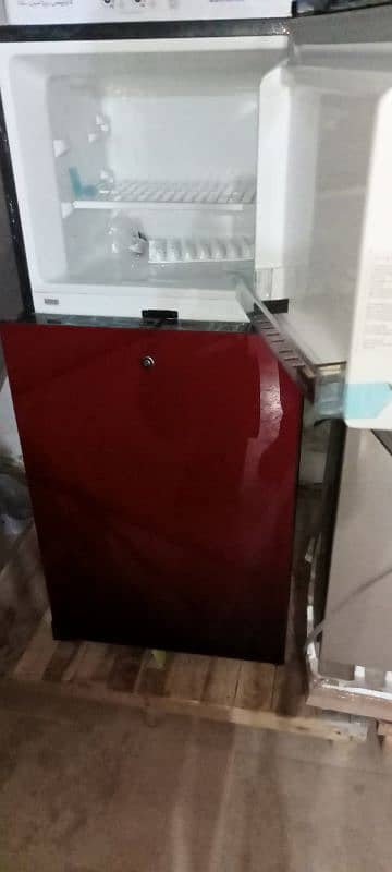 dawlance 2 door fridge new condition 6