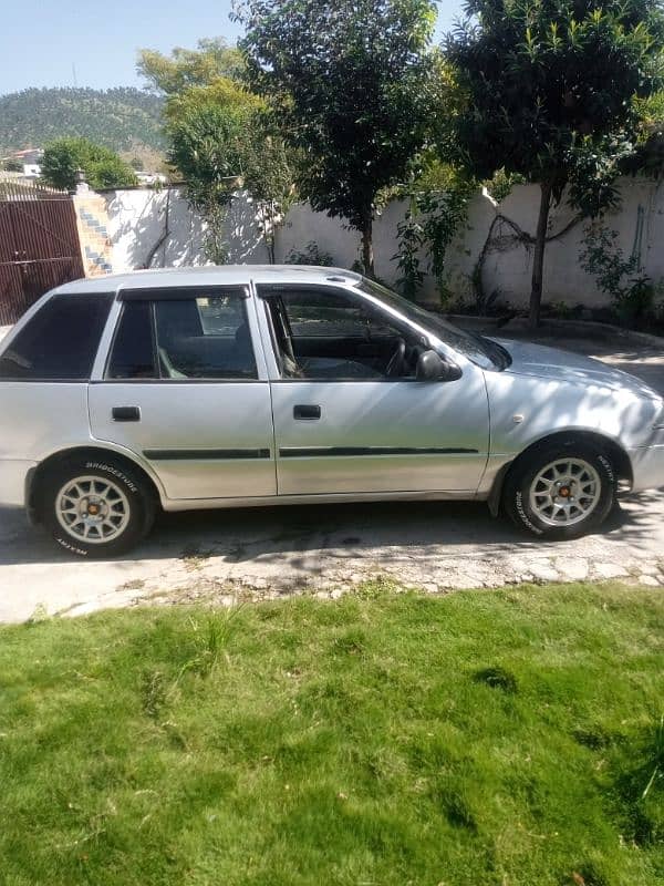 Suzuki Cultus VXL 2002 3