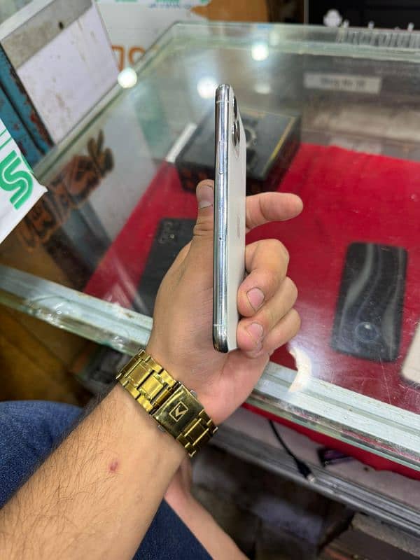 IPhone 11 pro 64Gb Non Pta 1