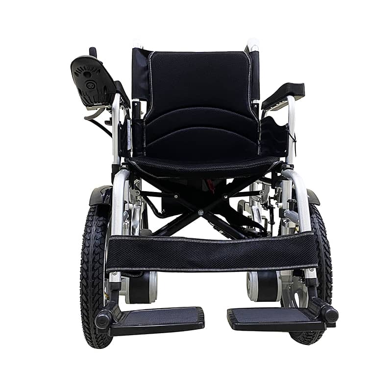 Electric wheelchair with Outdoor capabilities 90U 2