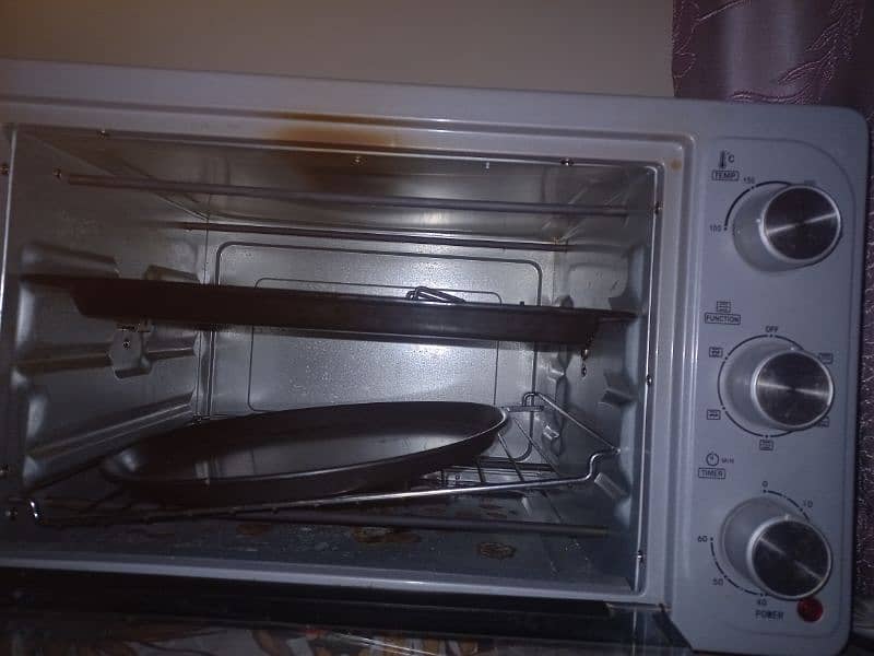 oven for sale at best price  good condition 1