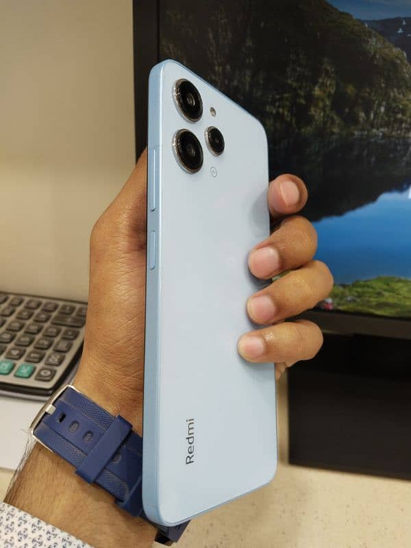 Realme 12   8+4/128 9 month warranty 32000 2