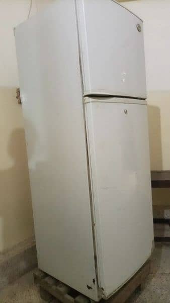 LG refrigerator 0