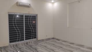 1 Kanal Brand New Upper Portion Available For Rent 0