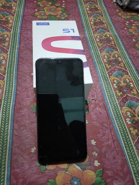 vivo S1 condition vip with original charg and led (Ram 6-128 Memory) 1