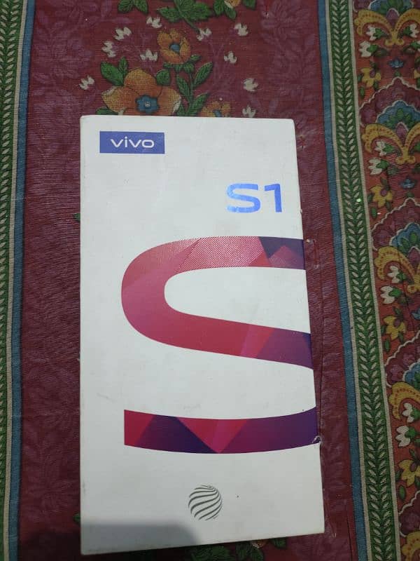 vivo S1 condition vip with original charg and led (Ram 6-128 Memory) 3