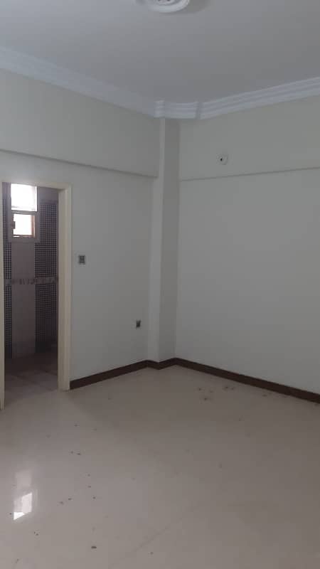 200 Square Yards House In North Nazimabad - Block I 0