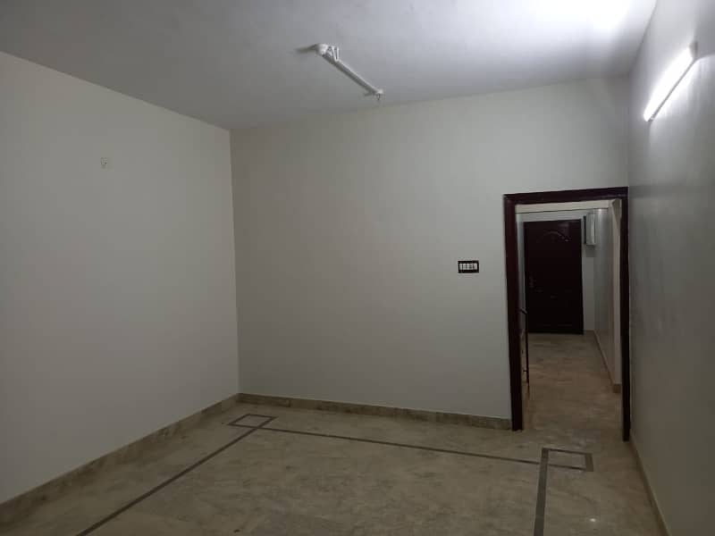 Prime Location Flat Sized 1050 Square Feet In North Nazimabad - Block F 1