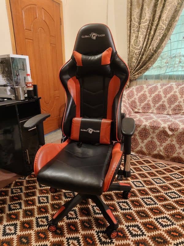 Global Razer gaming chair only 2 month used 0