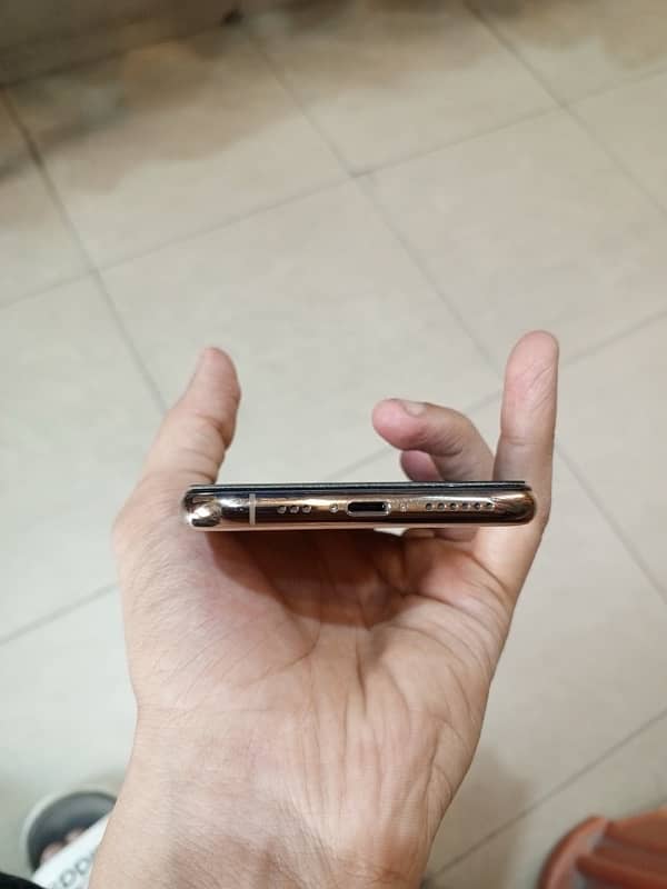 iPhone xs non pta 4