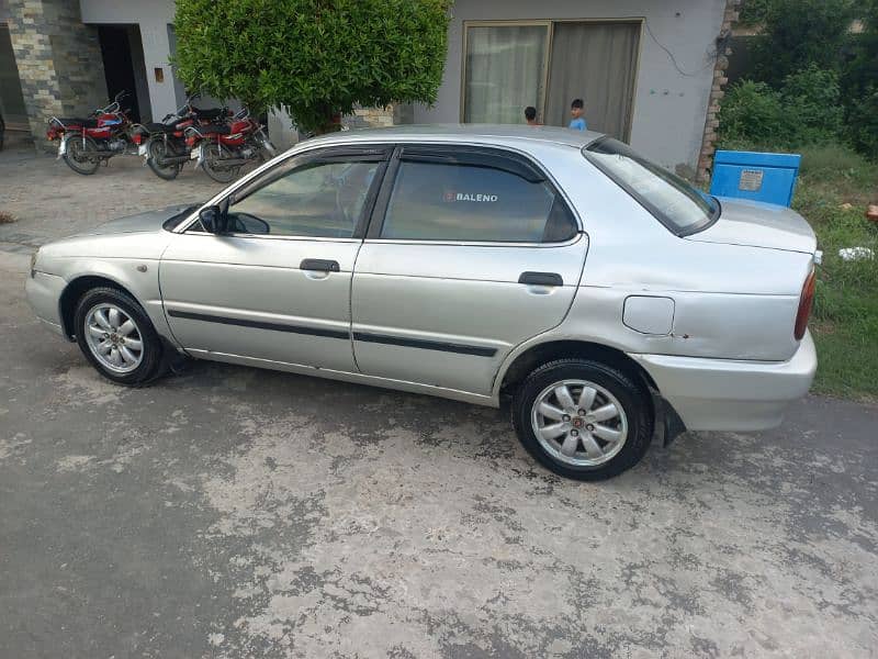 Suzuki Baleno 2004 8