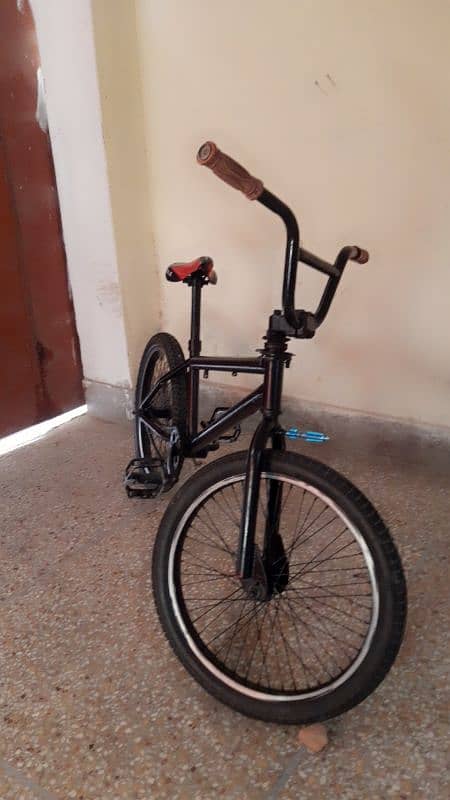 Bmx cycle imported from dubai 2