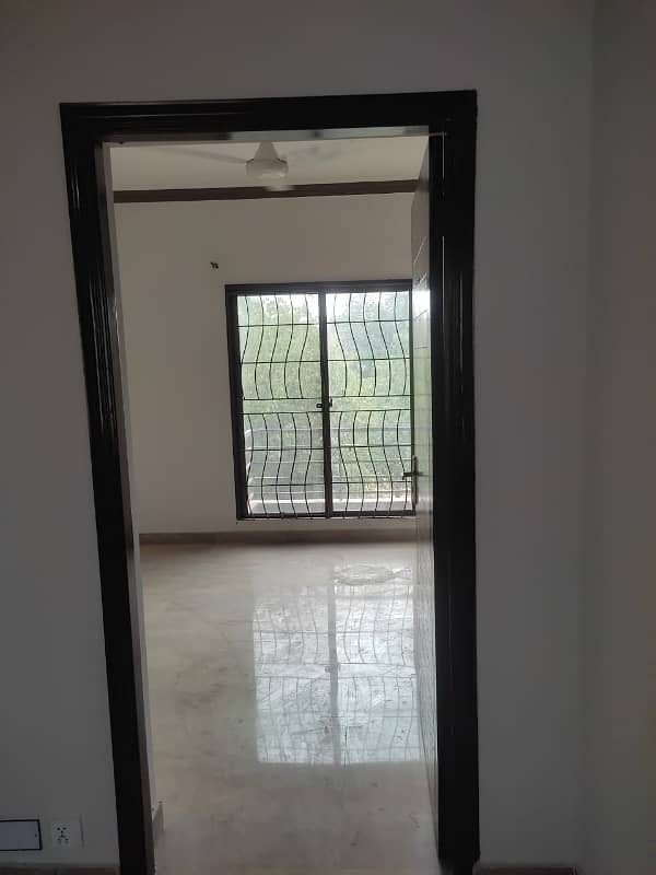 1 Kanal Ground Floor For Rent 5