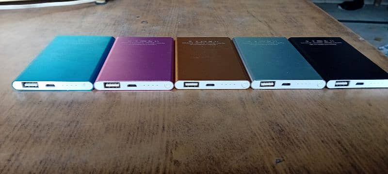 Apple  Powerbanks 8800 MAH Limited Stock 4