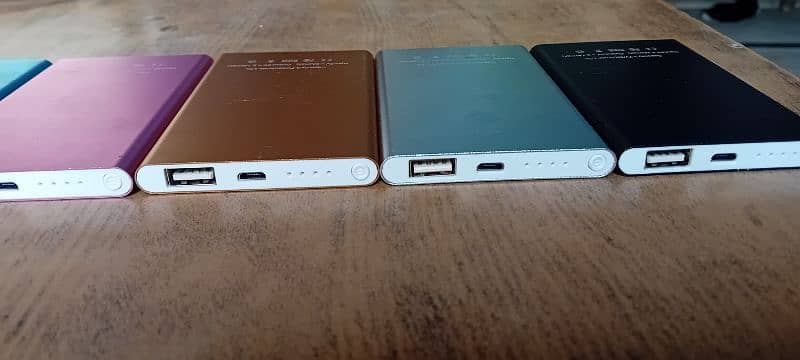 Apple  Powerbanks 8800 MAH Limited Stock 5