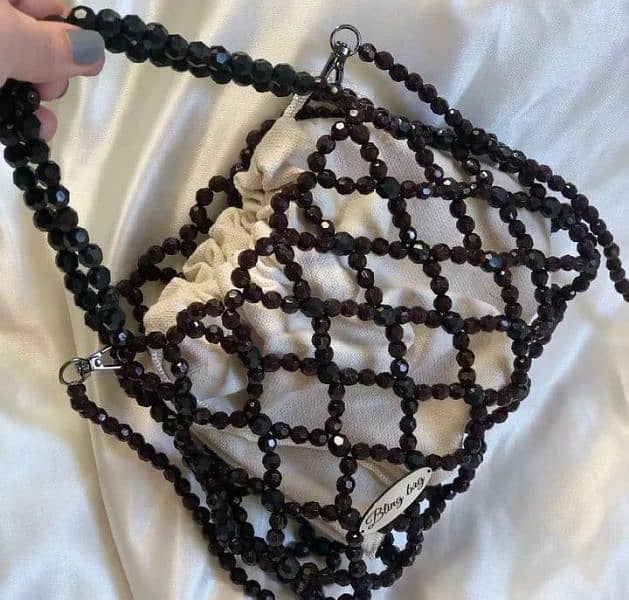 Hand made beads bag 0