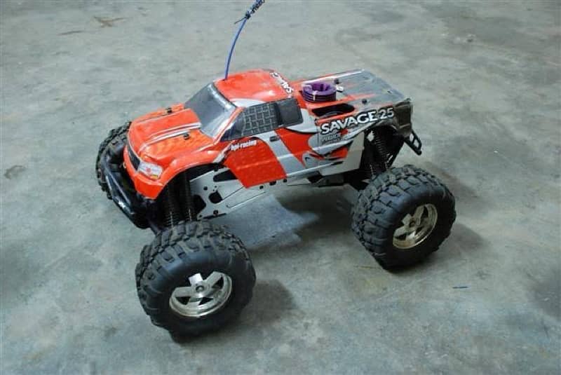 Rc Hpi Savage Nitro 1/8 scale 1