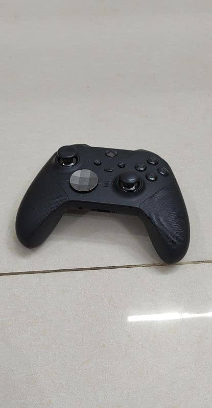 Xbox Elite Controller 2 with Full Accessories 3