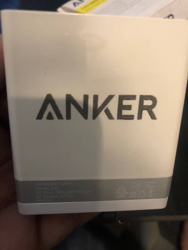 Anker 4 port USB wall charger 37 Watt 7.5 Amp 5