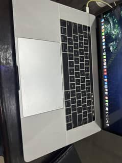 mac book pro 2019