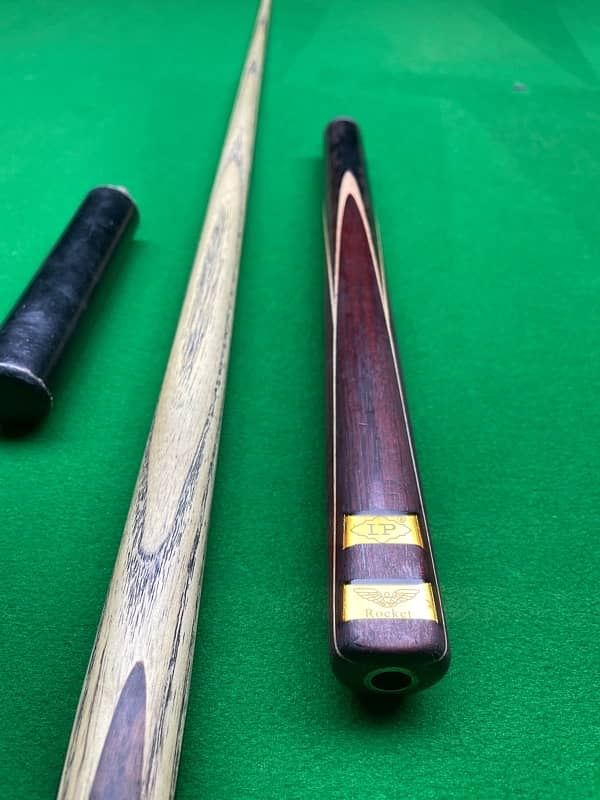 Box and Cue for Sale (Rocket) 2