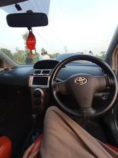 Toyota Vitz 2012