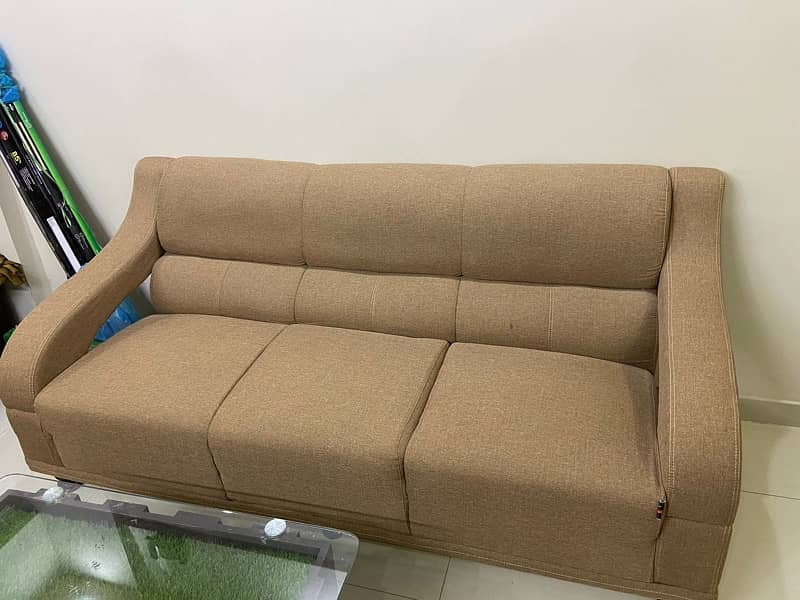 7 seater sofa. brand new 10/10 contact here 03173341156 1